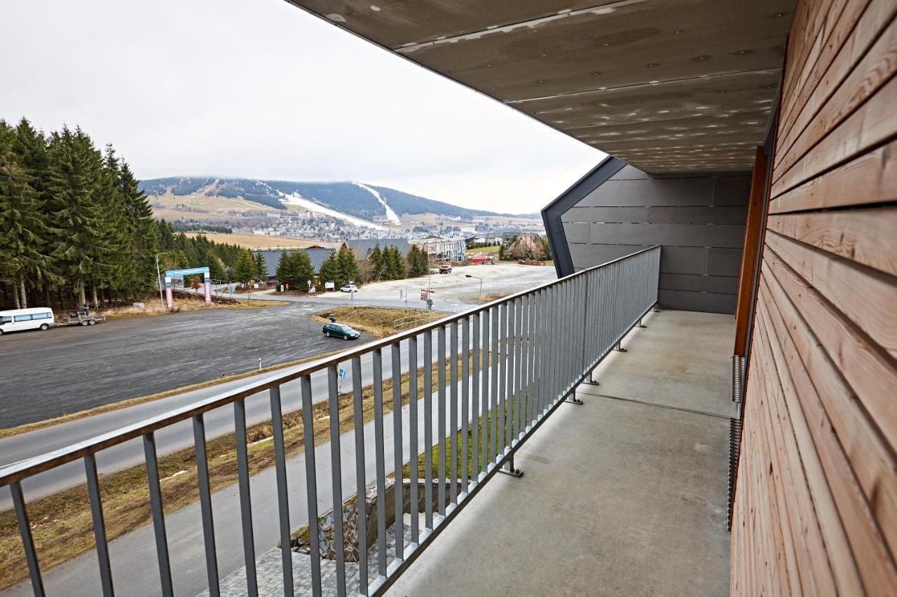 Mountain Apartments Klínovec Hexagon Loucná pod Klínovcem Exterior foto